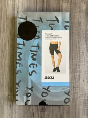 2XU Womens Motion Mid-Rise Compression Shorts Black Dotted Logo XS NEW